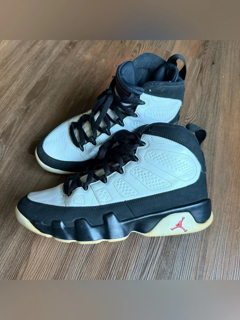 Air Jordan 9 Retro